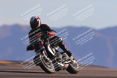 media/Nov-06-2023-Moto Forza (Mon) [[ce023d0744]]/4-Beginner Group/Session 5 (Turn 9)/